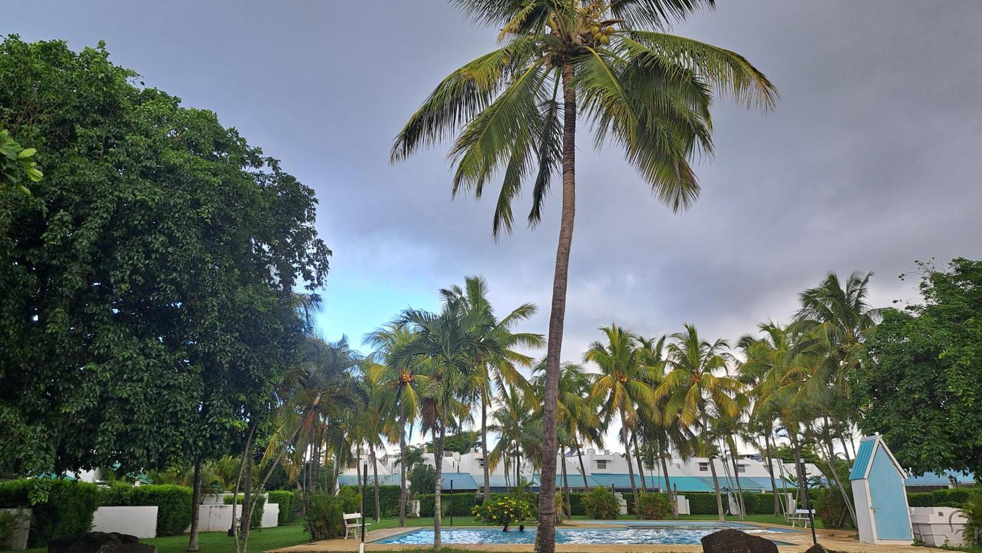 Peaceful And Private Villa Grand Bay Luaran gambar